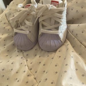 Kids adidas size 7 great condition